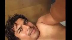 मोबाइल की दुकान होने का फायदा मिला